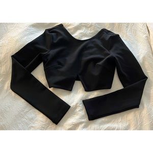 BLACK CROP SHIRT